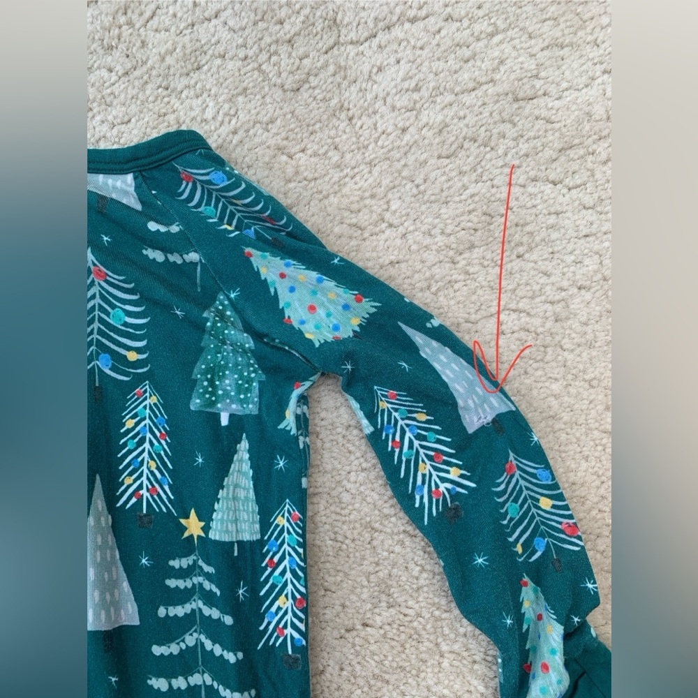 Little Sleepies Size 12-18 Months Twinkling Trees Christmas Zippy Pajamas - Picture 8 of 8